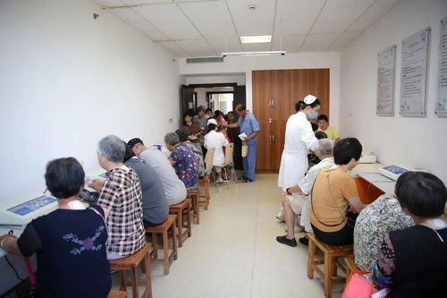 夜診中醫(yī)，守護健康——浦江社區(qū)衛(wèi)生服務中心中醫(yī)夜門診暖心啟航